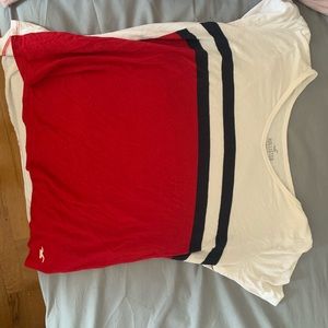 white & red shirt with navy blue 2 stripes 🌈